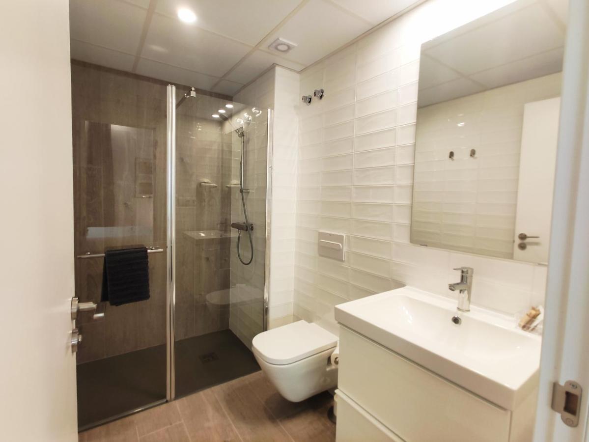 Global Apartments & Rooms L'Hospitalet de Llobregat Exterior photo